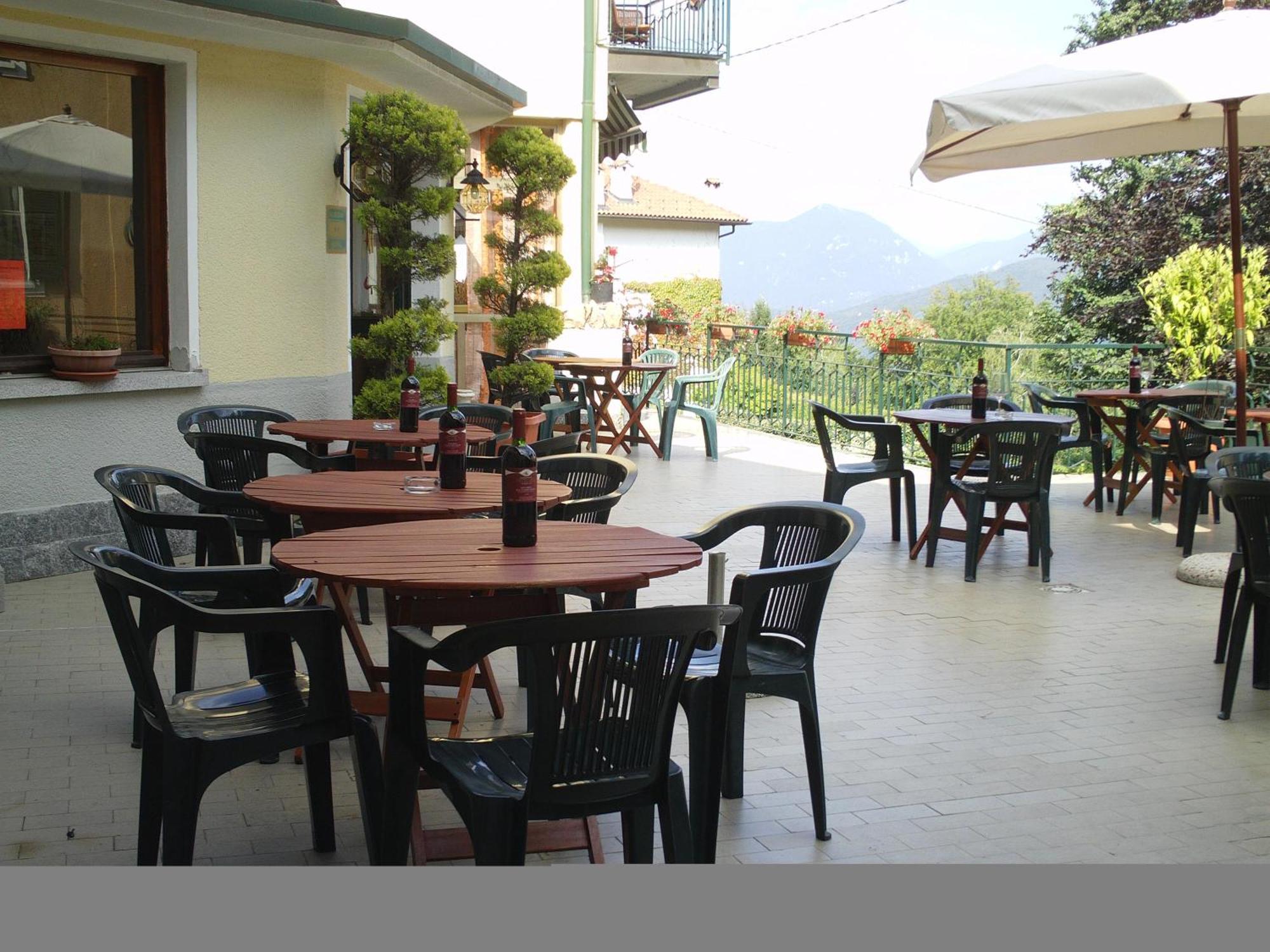 Budget Hotel Vittoria & Ristorante Marzio Exterior photo