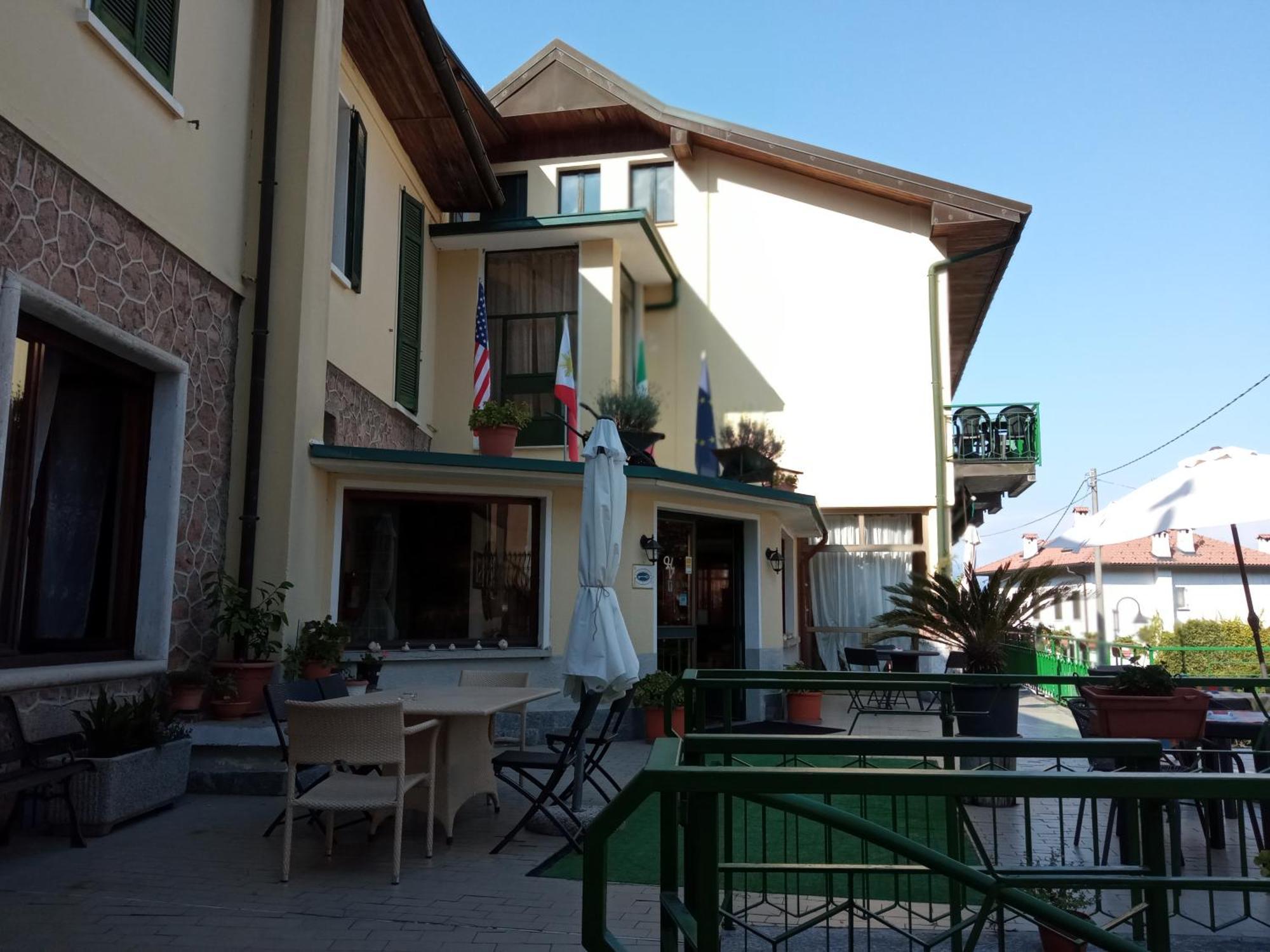 Budget Hotel Vittoria & Ristorante Marzio Exterior photo